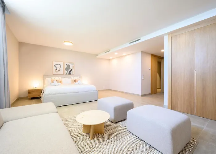 Dobo Marbella Bermeja